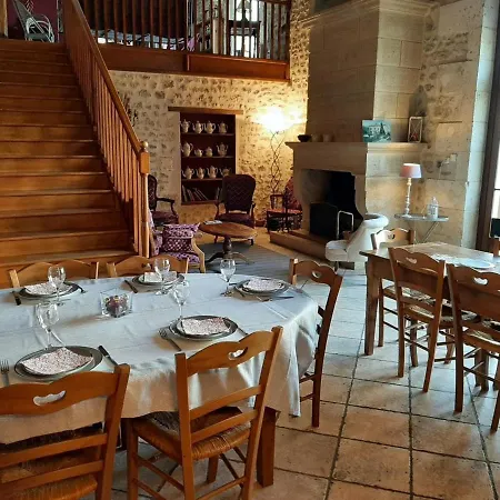 Champniers, 6 Pieces, 15 Personnes - Fr-1-653-54 Champniers (Charente)